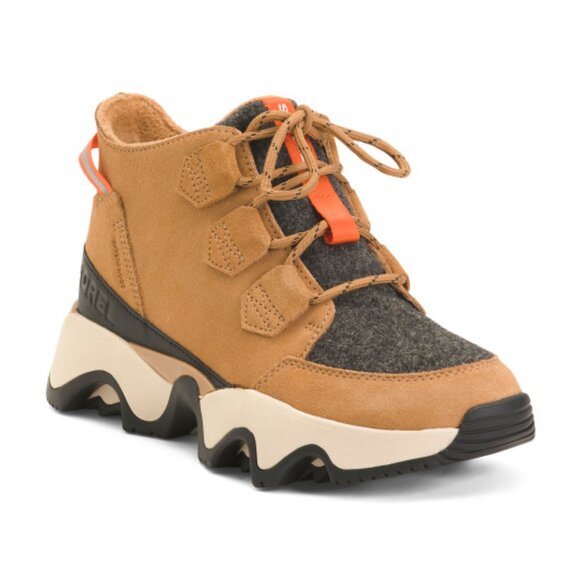 Sorel Ankle Boots in Tan and Black - Picture 9 of 9